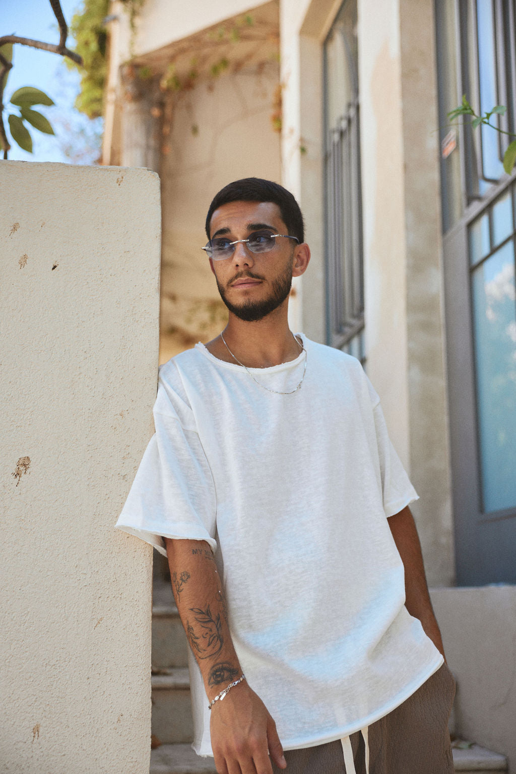 Raw Edge - White 01