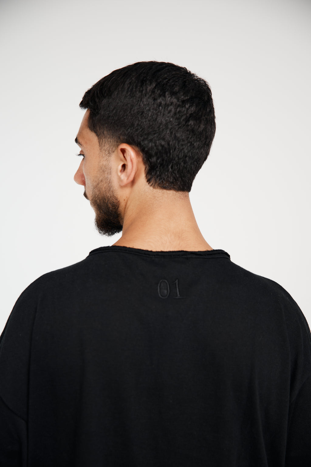 Raw Edge - Black 01